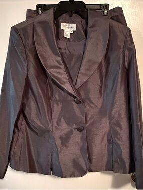 EY Signature Satin-Look Chocolate Blazer & Suit